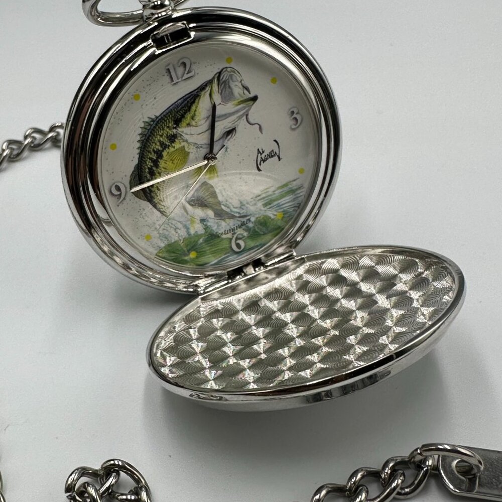 Al Agnew Pocket Watch Men Silver Tone Bass Fish Dial Chain Included New Battery